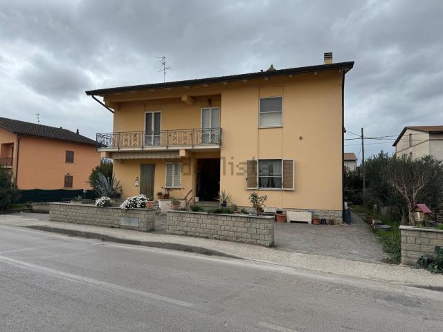 Casa in vendita a Bastiola, Bastia Umbra