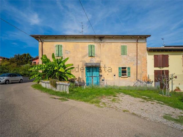 Casa in vendita a Colline Matildiche, Re