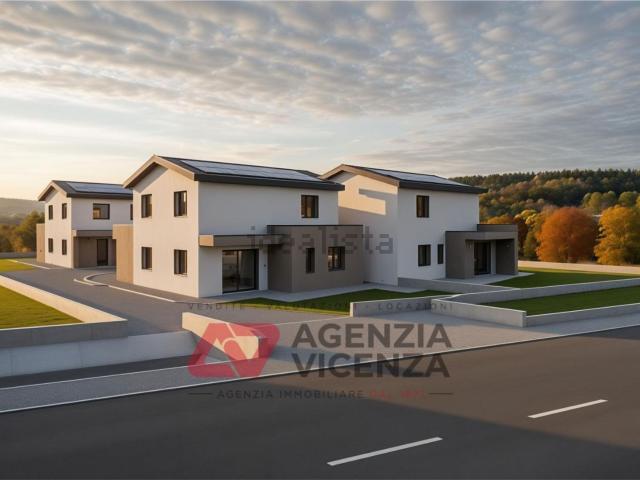 Casa in vendita a Vicenza, Veneto