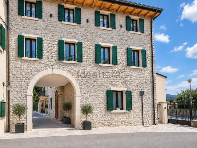 Casa in vendita a Vigolo, Negrar