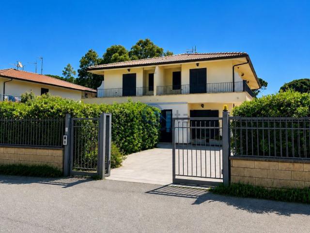 Casa in vendita a Calabria, Catanzaro