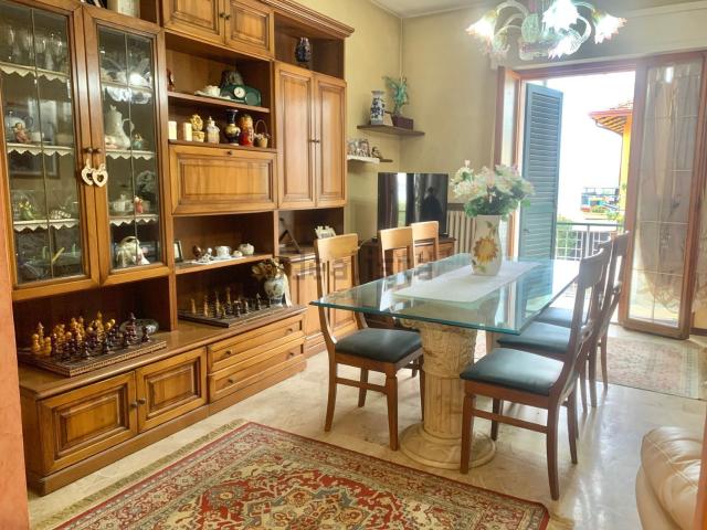 Casa in vendita a Riccione, Reggio Emilia