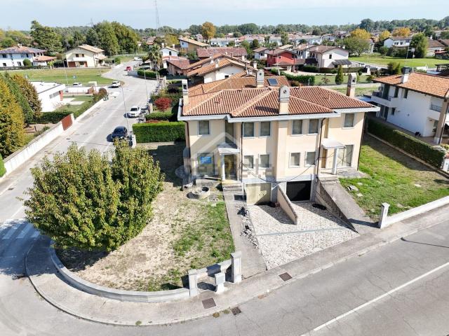 Casa in vendita a San Giorgio al Tagliamento, San Michele al Tagliamento