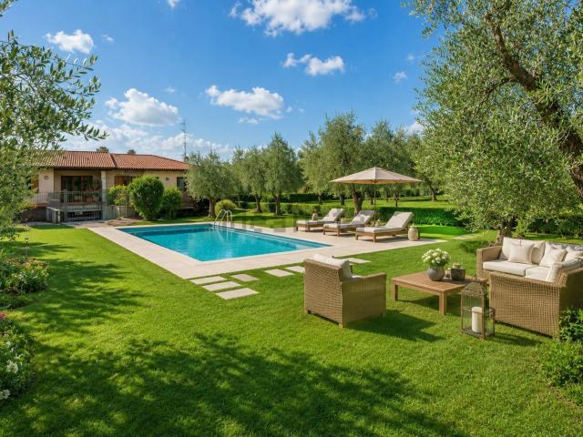 Casa in vendita a Manerba Del Garda, Lombardia