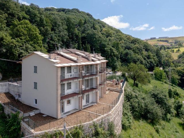 Casa in vendita a Roverè Veronese, Veneto