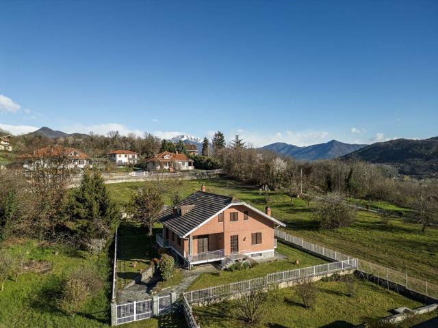 Casa in vendita a San Bernardino, Piemonte