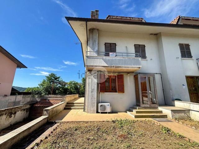 Casa in vendita a Colli al Metauro, Marche