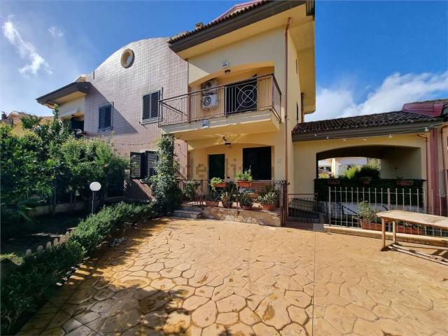 Casa in vendita a Calabria, Catanzaro