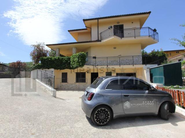 Casa in vendita a Calabria, Cosenza