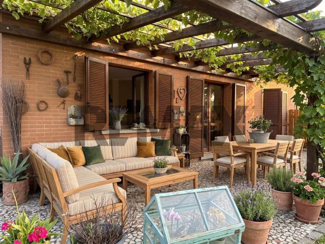 Casa in vendita a Lubiana, Sorbolo