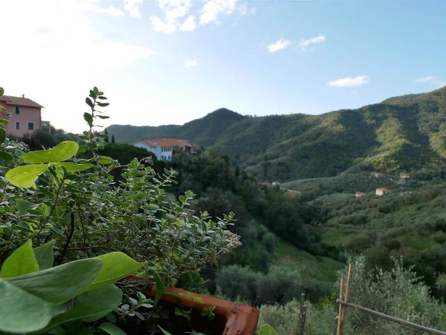 Casa in vendita a Leivi, Liguria