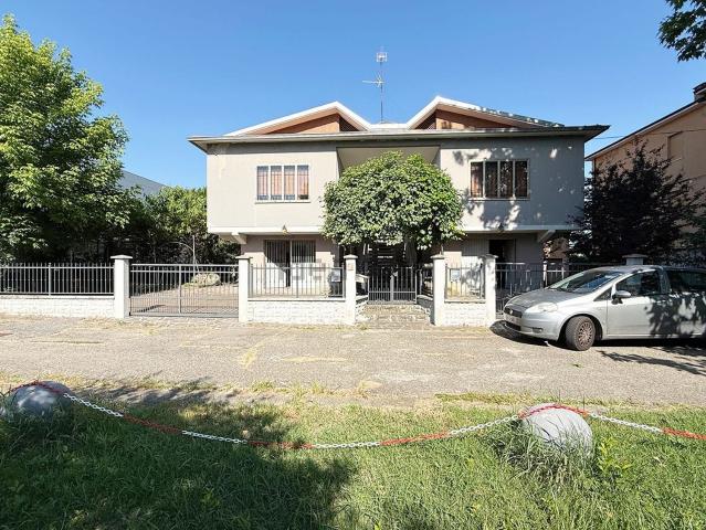 Casa in vendita a Unione dei comuni del Distretto Ceramico, Sassuolo
