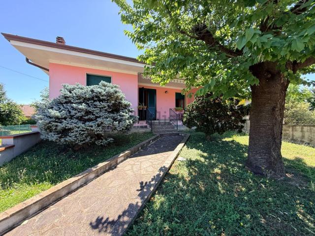 Casa in vendita a Magnacavallo, Lombardia
