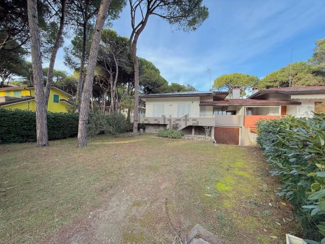 Casa in vendita a Lignano Riviera, Lignano Pineta