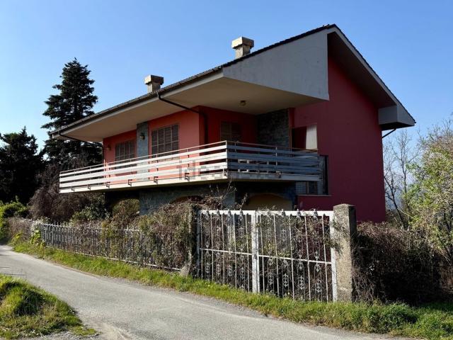 Casa in vendita a Castiglione Chiavarese, Liguria