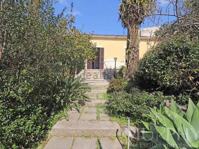 Casa in vendita a La Maddalena