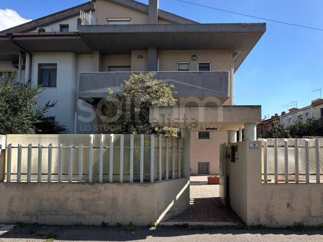 Casa in vendita a Genneruxi, Cagliari