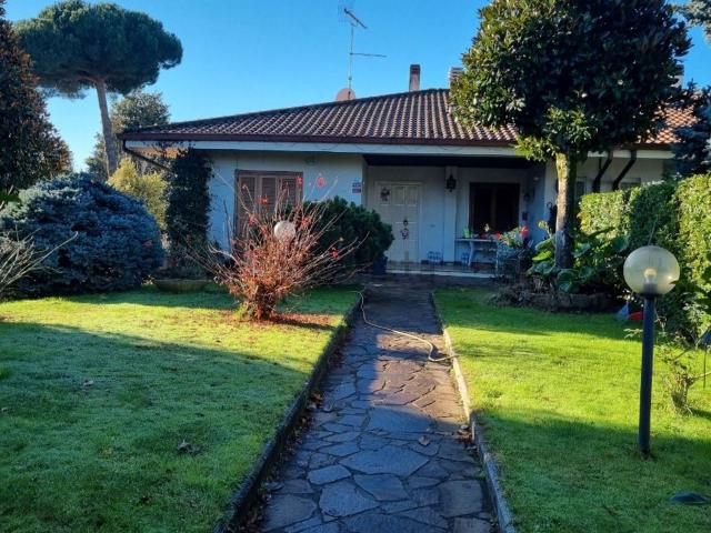 Casa in vendita a Folcarotonda, Roma Capitale