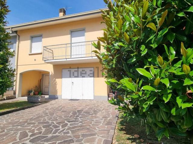 Casa in vendita a Pianura Reggiana, Re