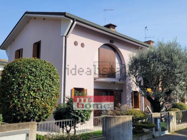 Casa in vendita a Vedelago, Veneto