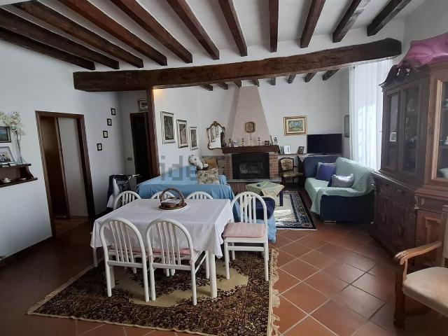 Casa in vendita a Fabbiano, Rivergaro