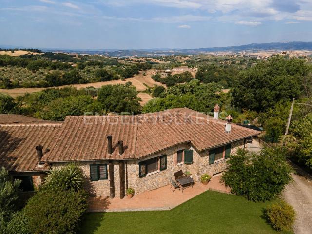 Casa in vendita a Unione di Comuni Montani Colline del Fiora, Manciano