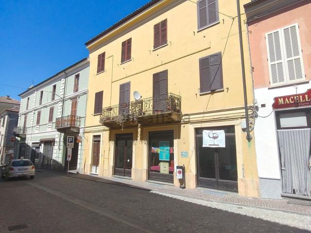 Casa in vendita a Piemonte, Asti