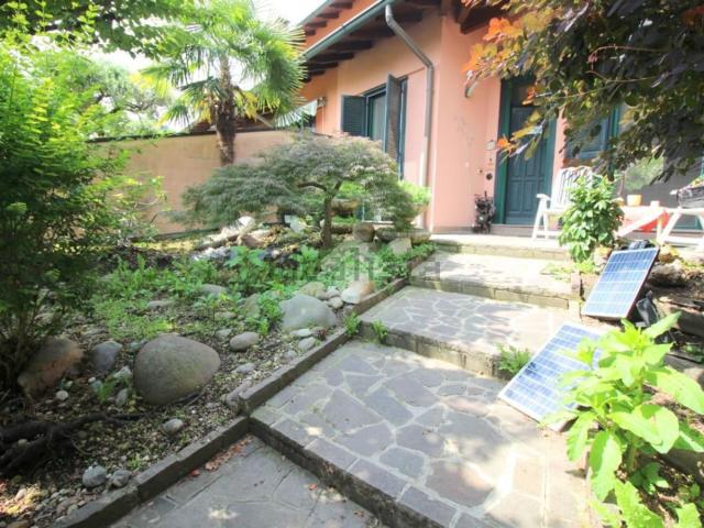 Casa in vendita a Rho, Lombardia