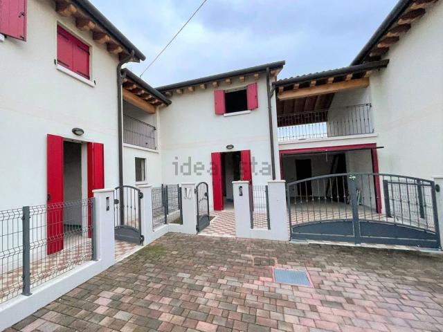 Casa in vendita a Volpago Del Montello, Veneto