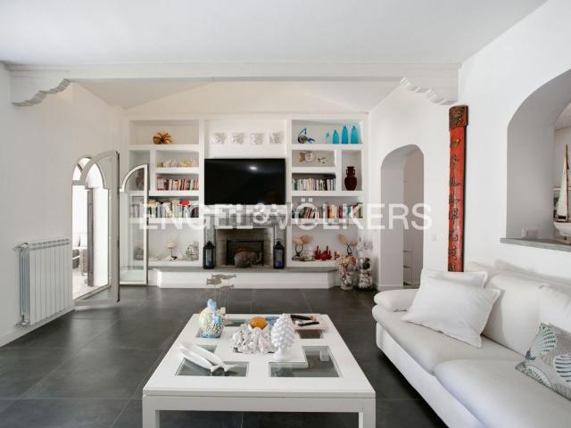 Casa in vendita a Mezzomonte, Sabaudia