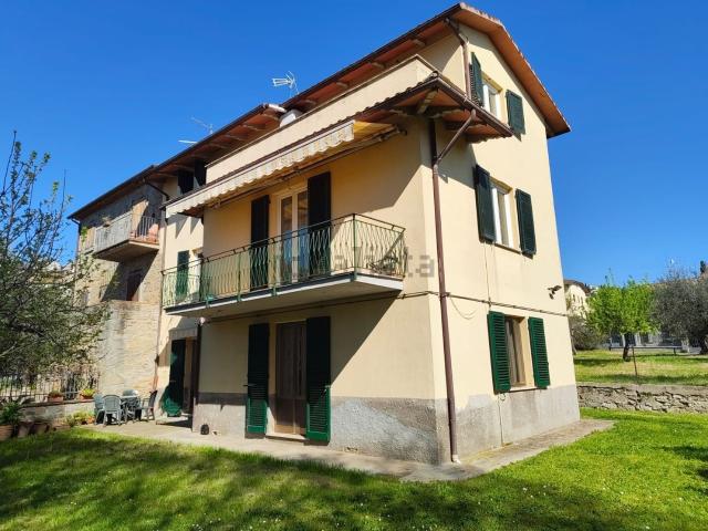 Casa in vendita a Tuoro Sul Trasimeno, Umbria