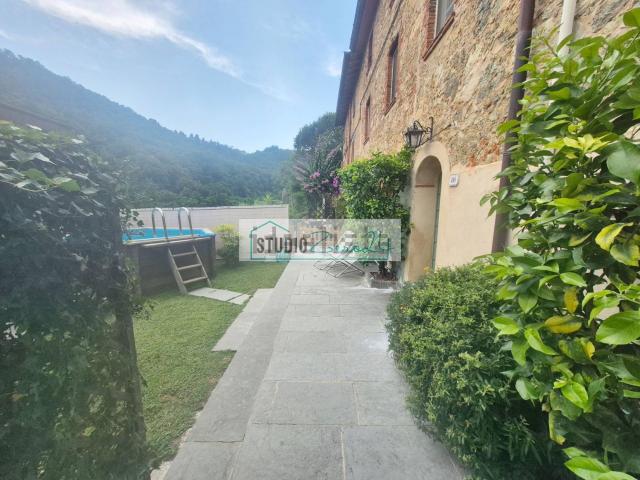 Casa in vendita a Montebello, Camaiore