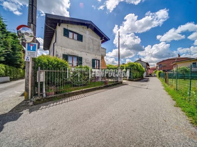 Casa in vendita a Mezzana, Somma Lombardo