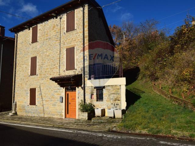 Casa in vendita a Neviano Degli Arduini, Reggio Emilia