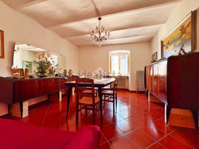 Casa in vendita a Fossato Di Vico, Umbria