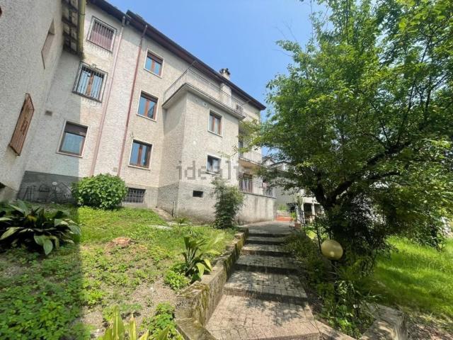 Casa in vendita a Casazza, Lombardia