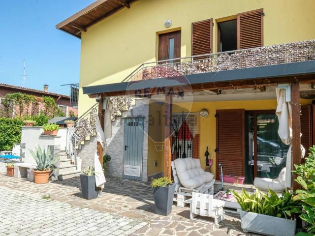 Casa in vendita a Osio Sotto, Lombardia