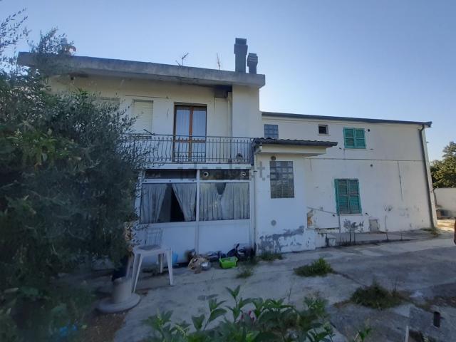 Casa in vendita a Riccione, Reggio Emilia