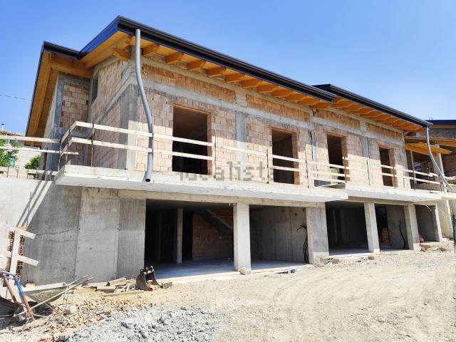 Casa in vendita a Affi, Veneto