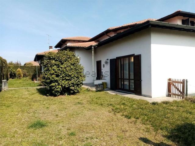 Casa in vendita a Mornago, Lombardia