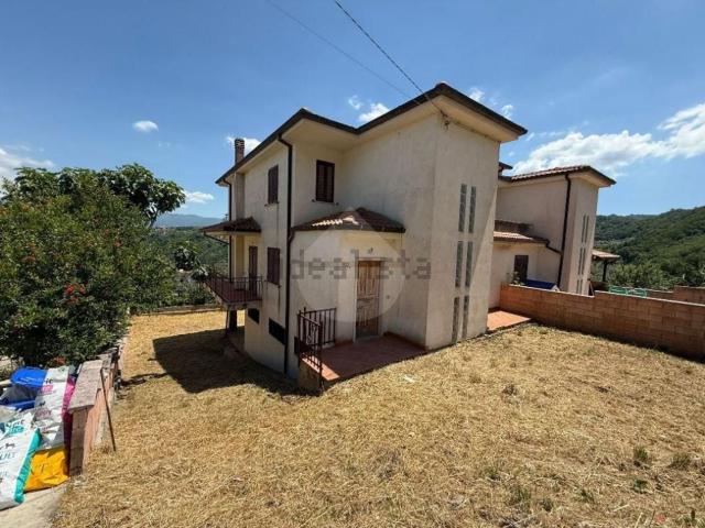 Casa in vendita a Calabria, Cosenza