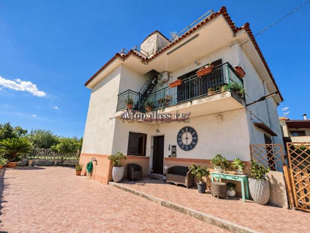 Casa in vendita a Nuova Colmata, Pozzuoli