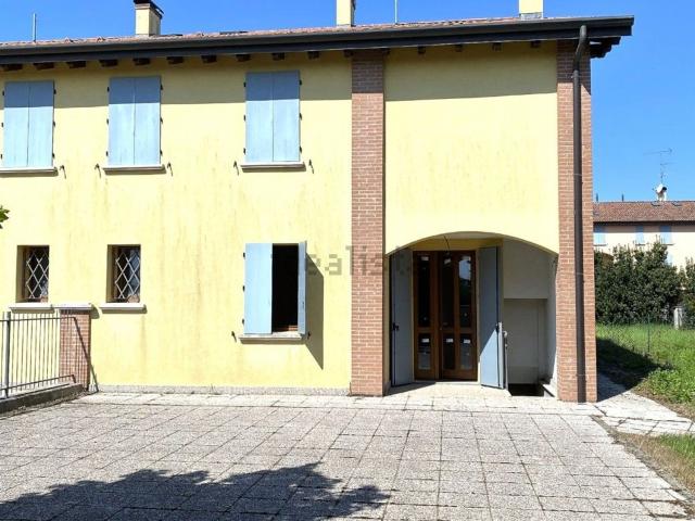 Casa in vendita a Unione Comuni Modenesi Area Nord, Finale Emilia