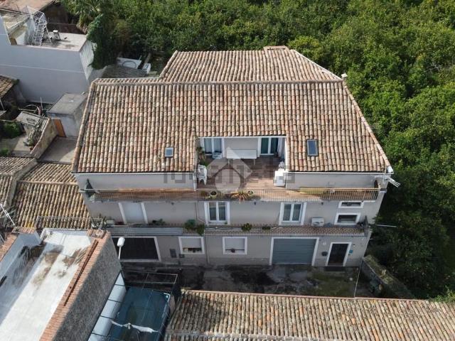 Casa in vendita a Giarre, Sicilia