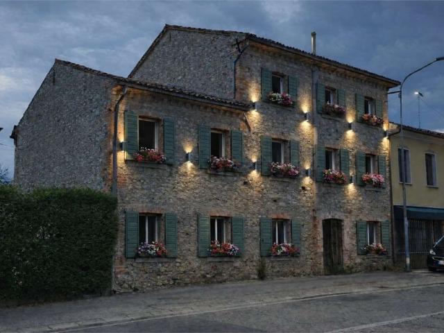 Casa in vendita a Pieve Di Soligo, Veneto