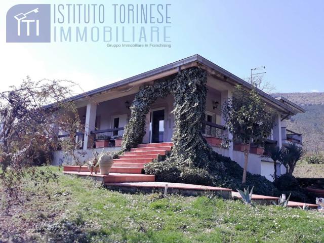 Casa in vendita a Sant'Apollinare, Frosinone
