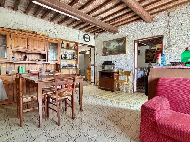 Casa in vendita a Stienta, Veneto