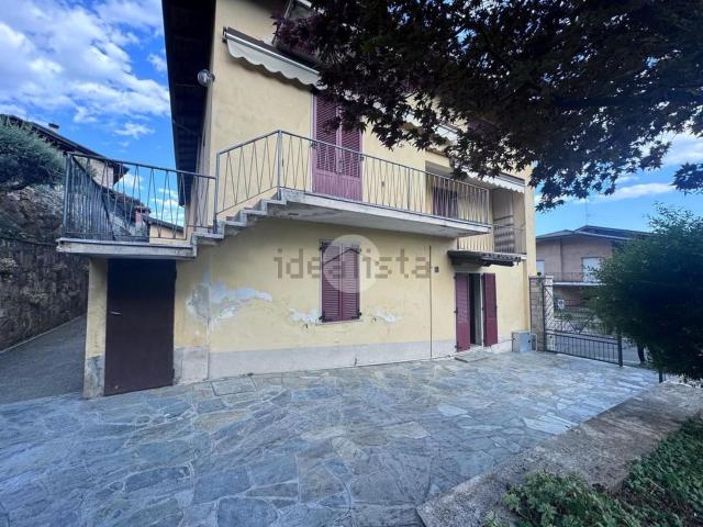 Casa in vendita a Montello, Lombardia