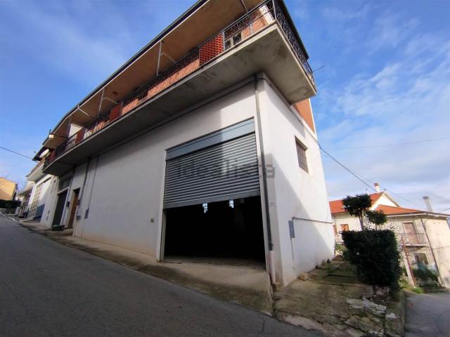 Casa in vendita a Casalanguida, Abruzzo
