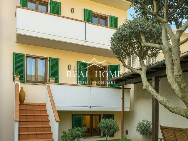 Casa in vendita a Poggio A Caiano, Toscana